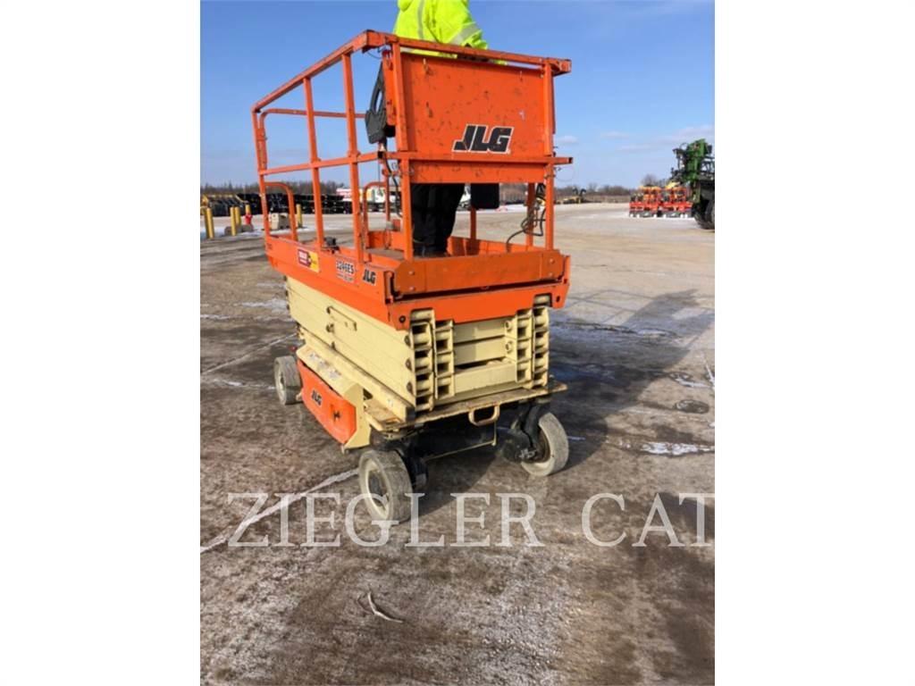 JLG 3246ES Підйомники-ножиці