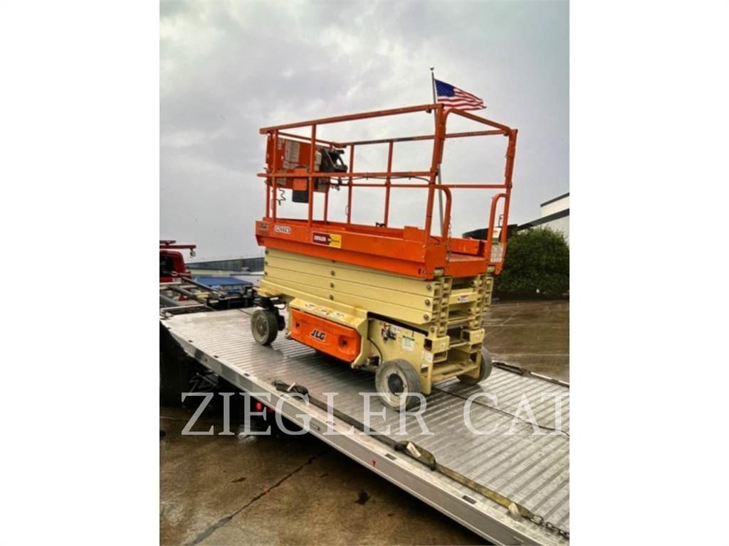JLG 3246ES Підйомники-ножиці