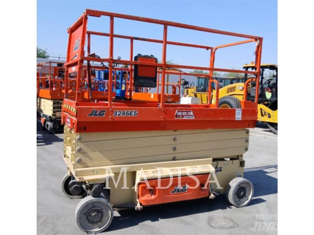 JLG 3246ES Підйомники-ножиці