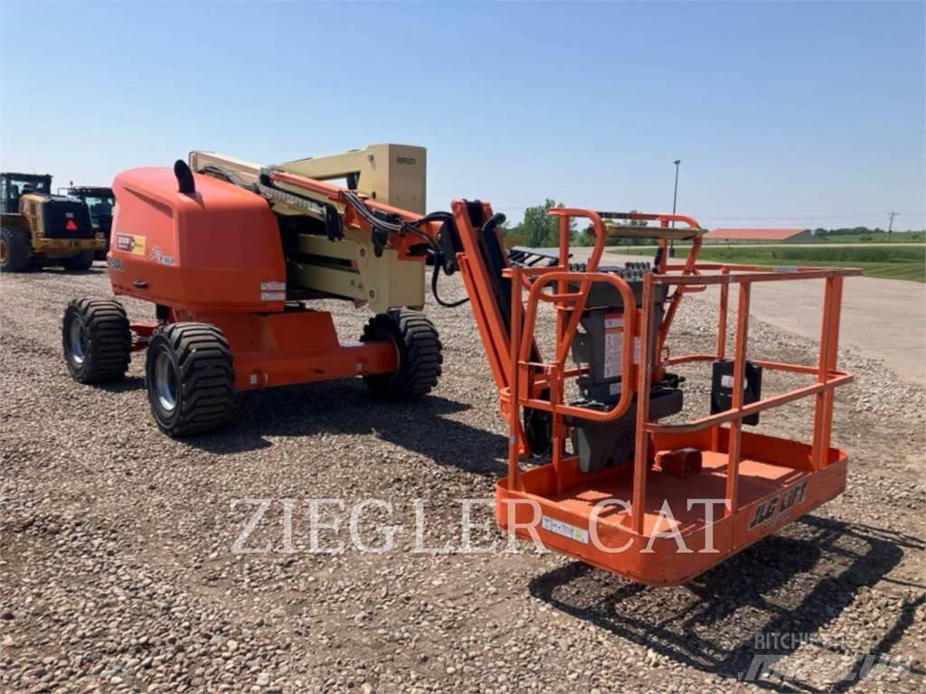 JLG 450AJ Колінчаті підйомники