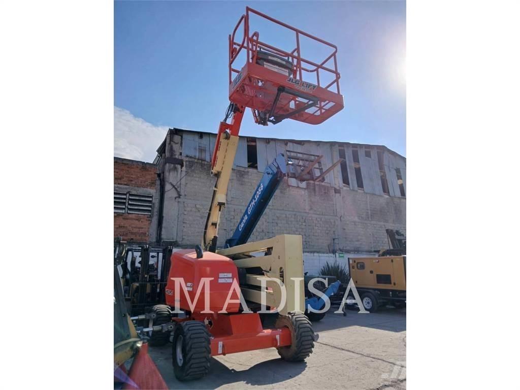 JLG 450AJ 4WD Колінчаті підйомники