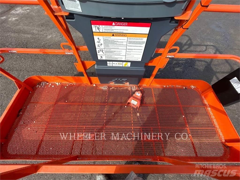 JLG 460SJ Колінчаті підйомники