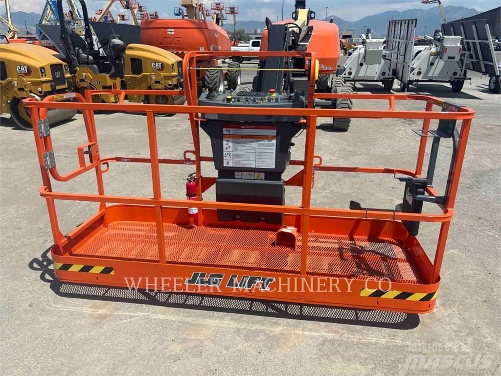 JLG 460SJ SP Колінчаті підйомники