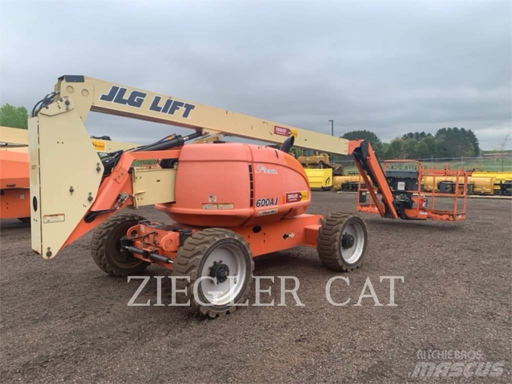 JLG 600AJ Колінчаті підйомники