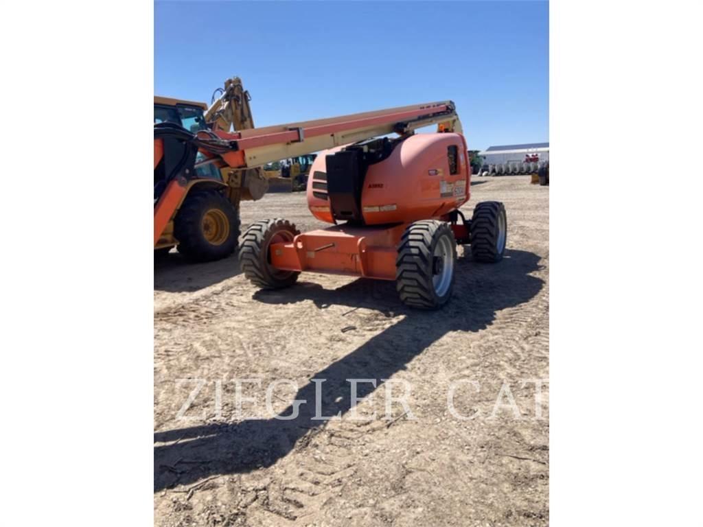 JLG 600AJ Колінчаті підйомники