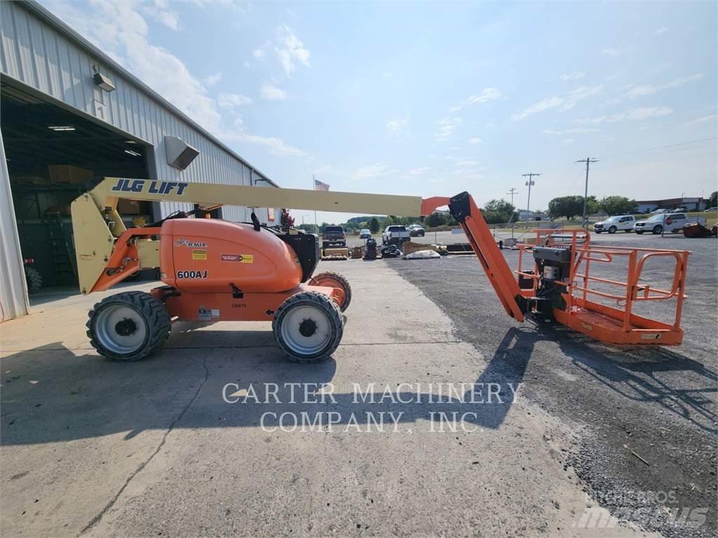 JLG 600AJ Колінчаті підйомники