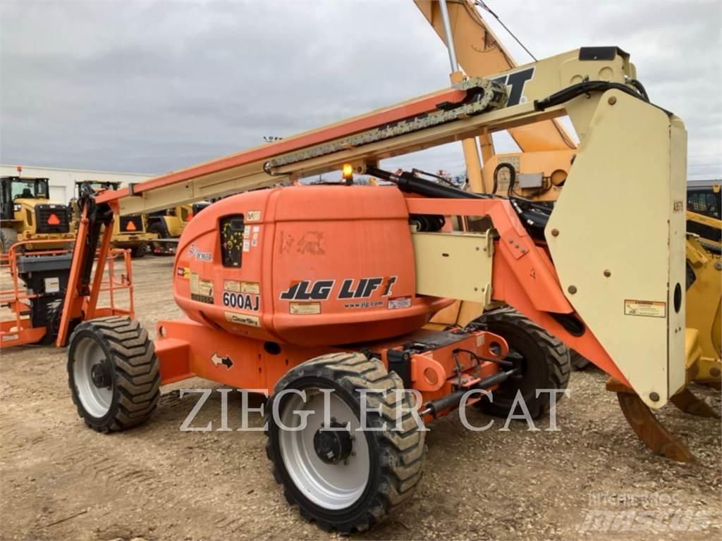JLG 600AJ Колінчаті підйомники