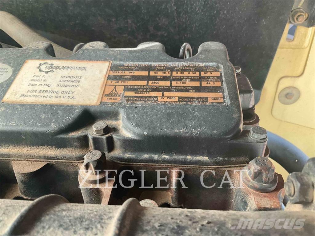 JLG 600S Колінчаті підйомники