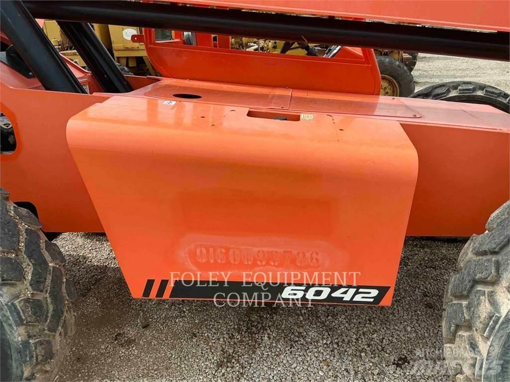 JLG 6042 Телескопічні навантажувачі