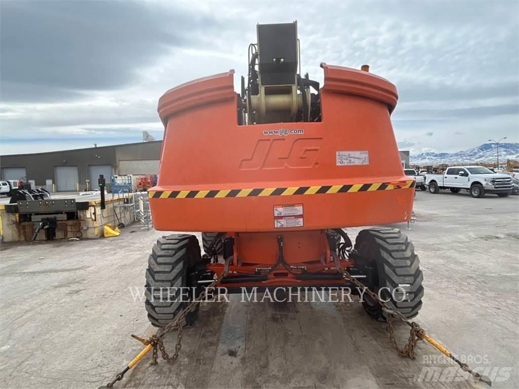 JLG 660SJ Колінчаті підйомники