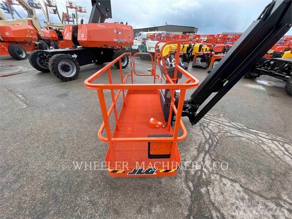 JLG 660SJ Колінчаті підйомники