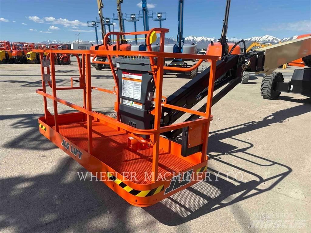JLG 660SJ Колінчаті підйомники