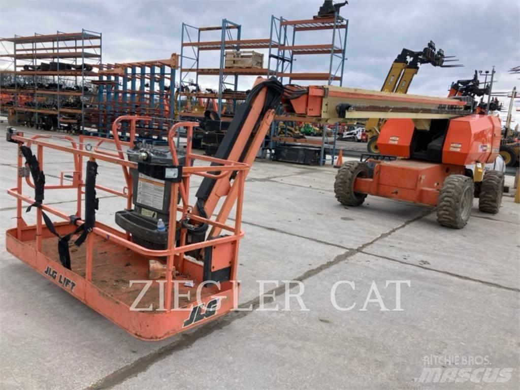 JLG 660SJ Колінчаті підйомники