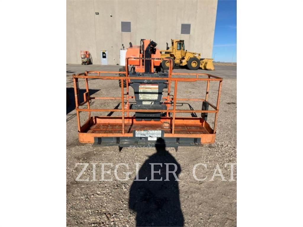 JLG 660SJ Колінчаті підйомники
