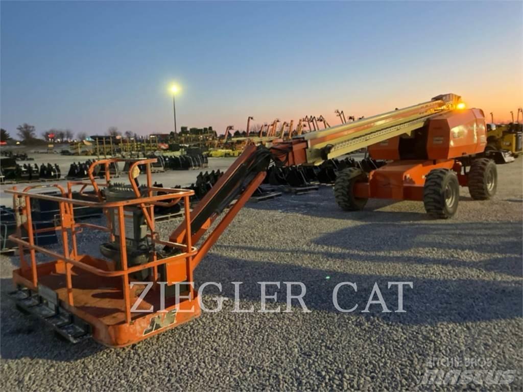 JLG 660SJ Колінчаті підйомники