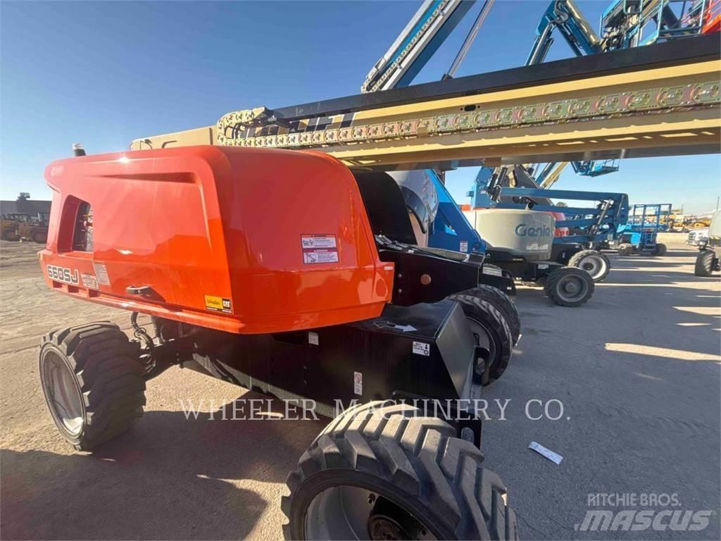 JLG 660SJ Колінчаті підйомники