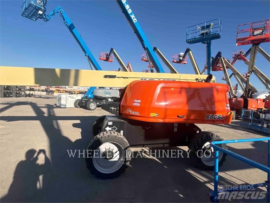JLG 660SJ Колінчаті підйомники
