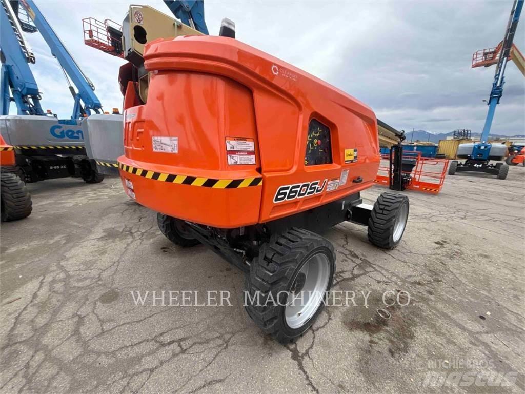 JLG 660SJ Колінчаті підйомники
