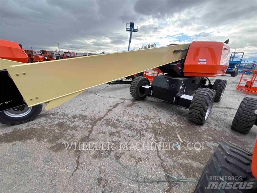 JLG 660SJ Колінчаті підйомники
