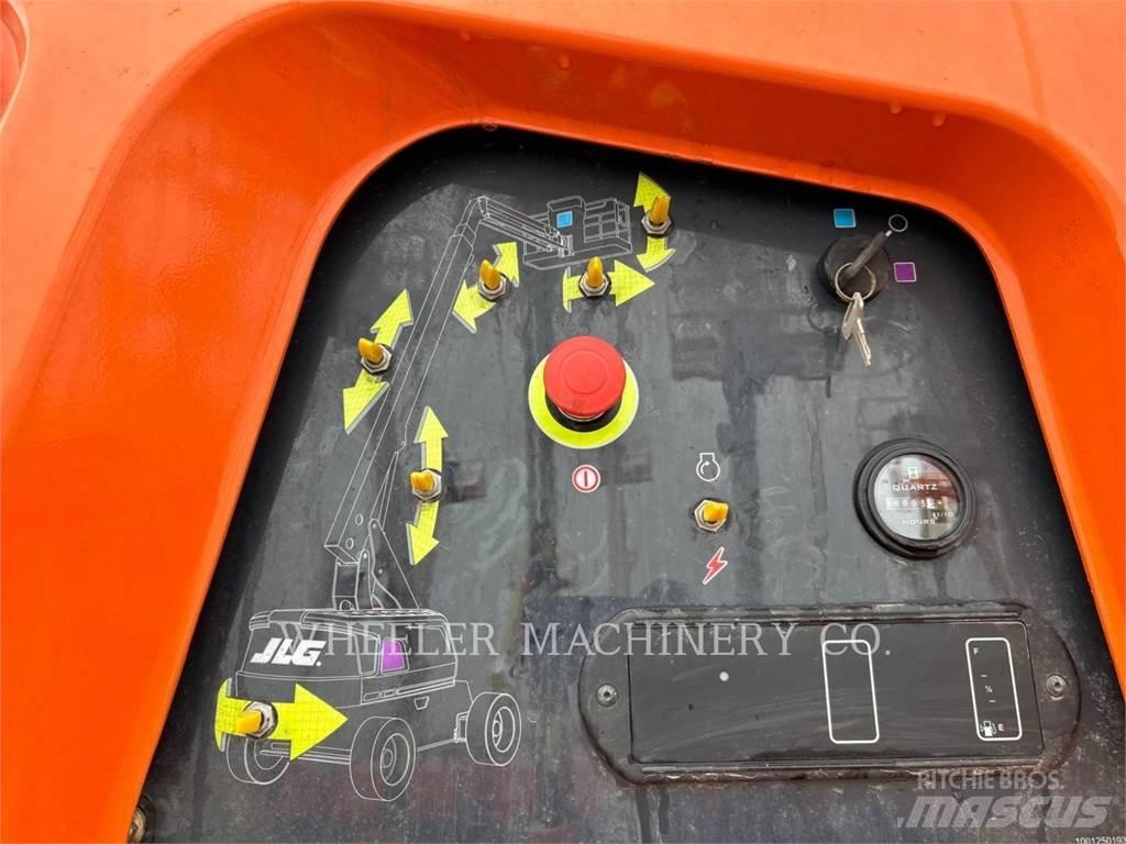 JLG 660SJ SP Колінчаті підйомники