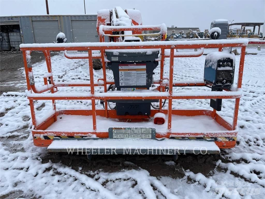 JLG 670SJ SL Колінчаті підйомники