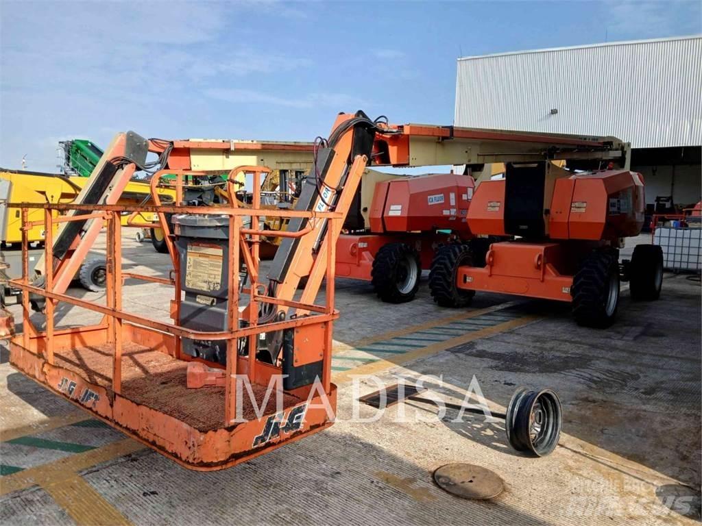 JLG 800 AJ Колінчаті підйомники