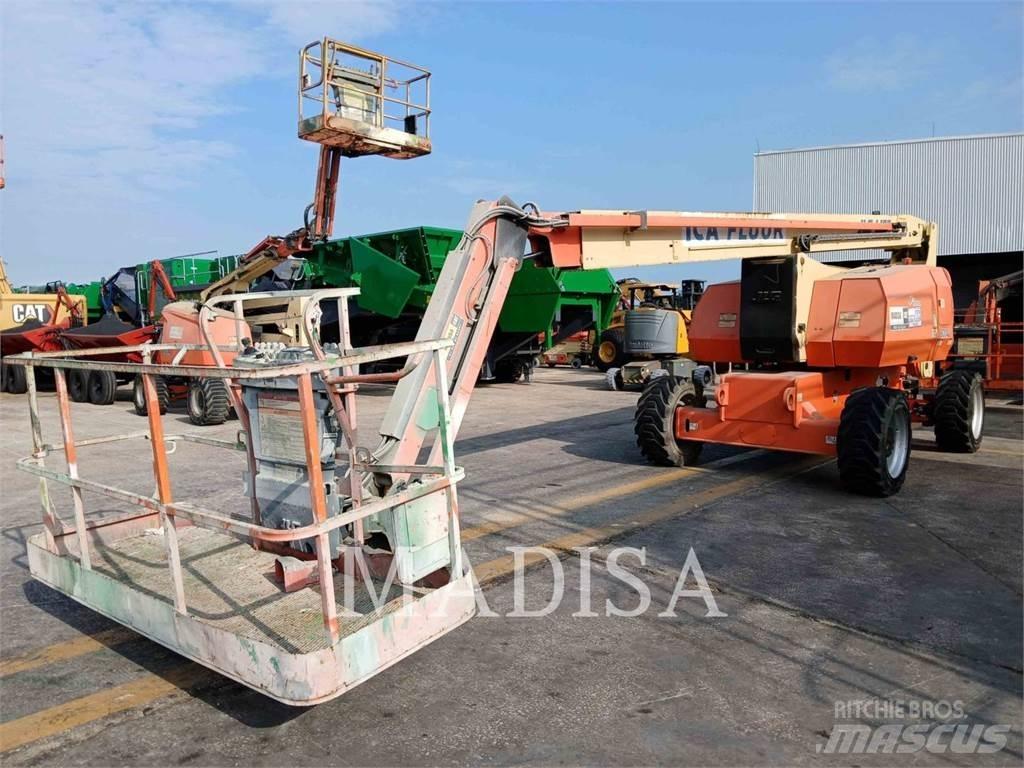 JLG 800 AJ Колінчаті підйомники