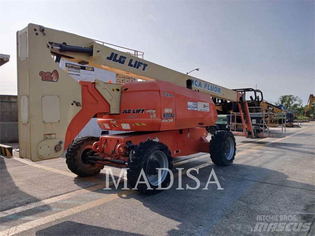 JLG 800 AJ Колінчаті підйомники