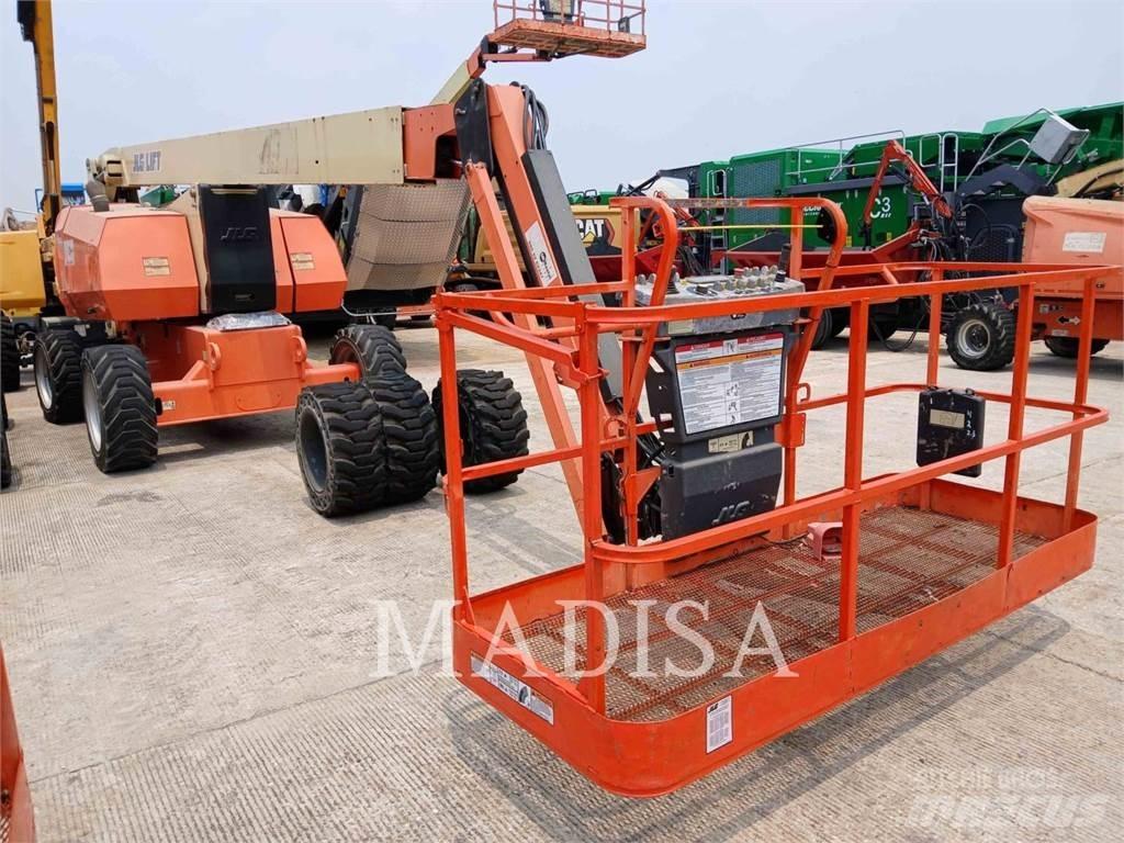 JLG 800 AJ Колінчаті підйомники