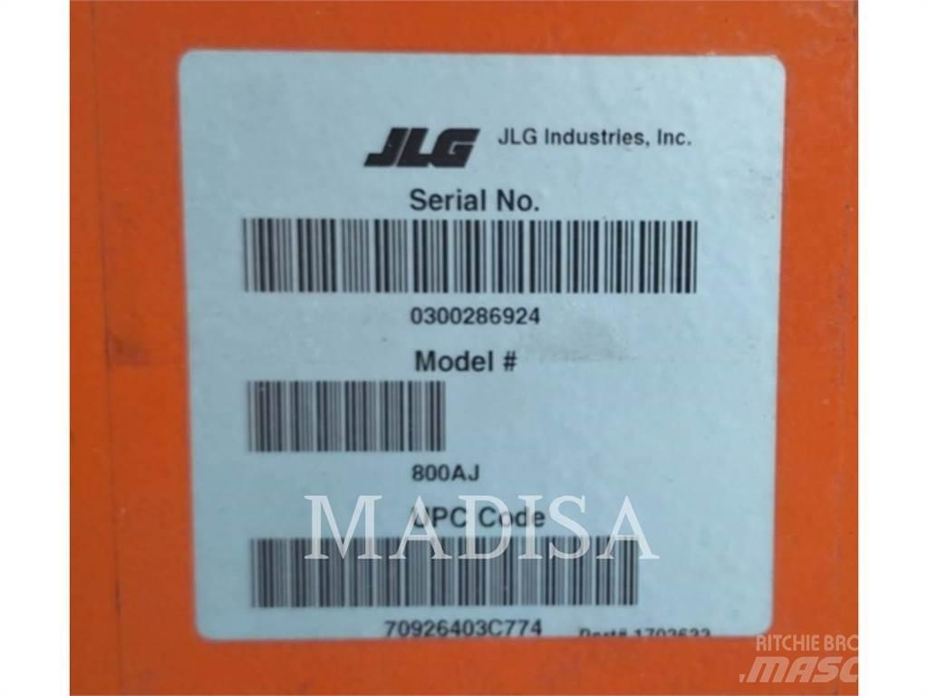JLG 800 AJ Колінчаті підйомники