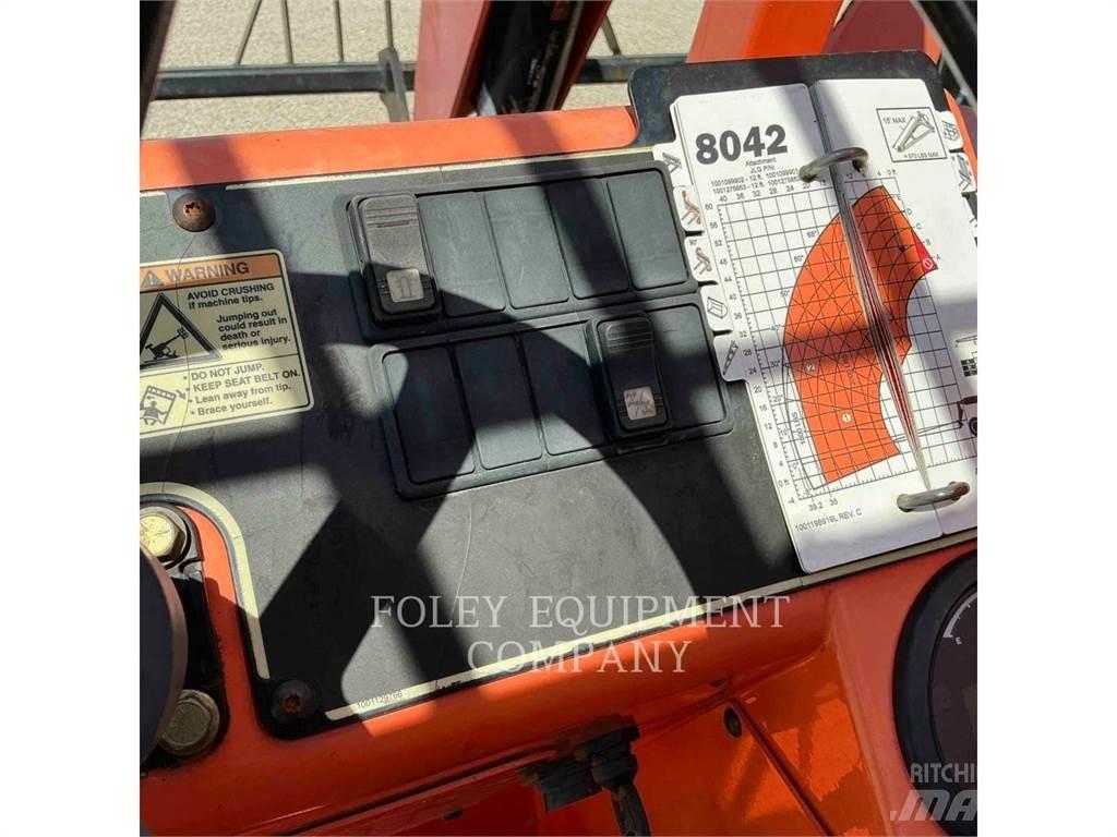 JLG 8042 Телескопічні навантажувачі