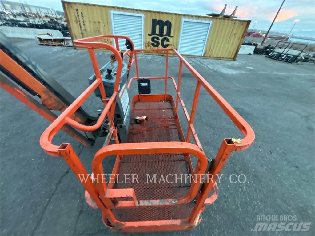 JLG 860SJ Колінчаті підйомники