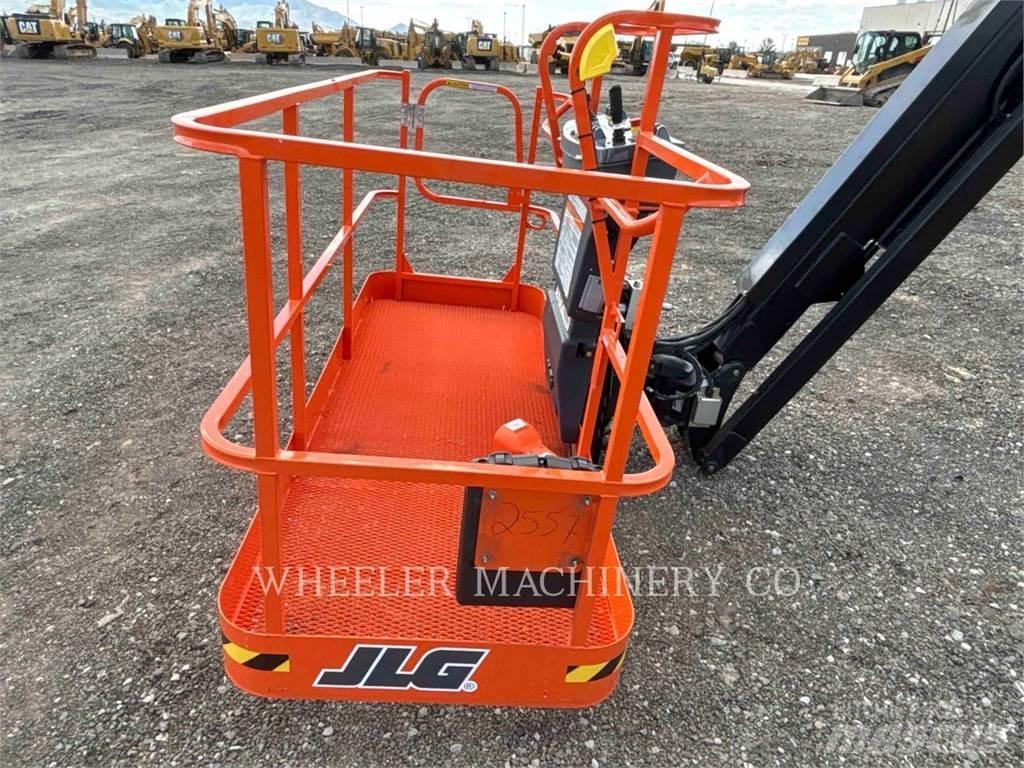 JLG 860SJ Колінчаті підйомники