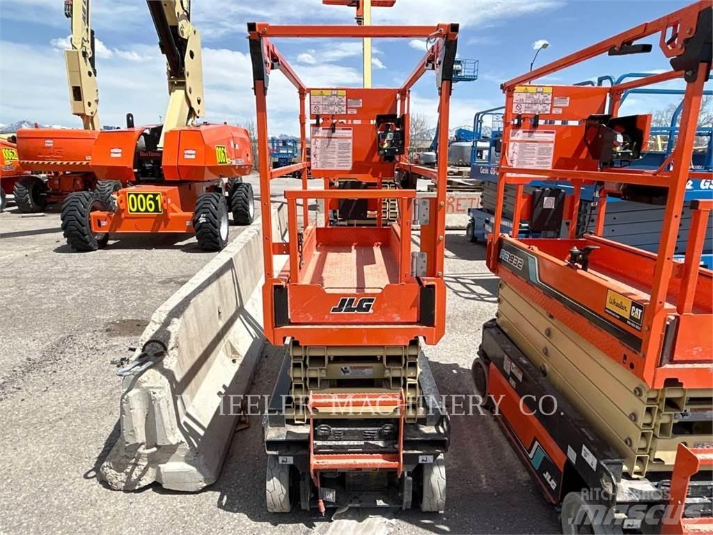 JLG AE1932 Підйомники-ножиці