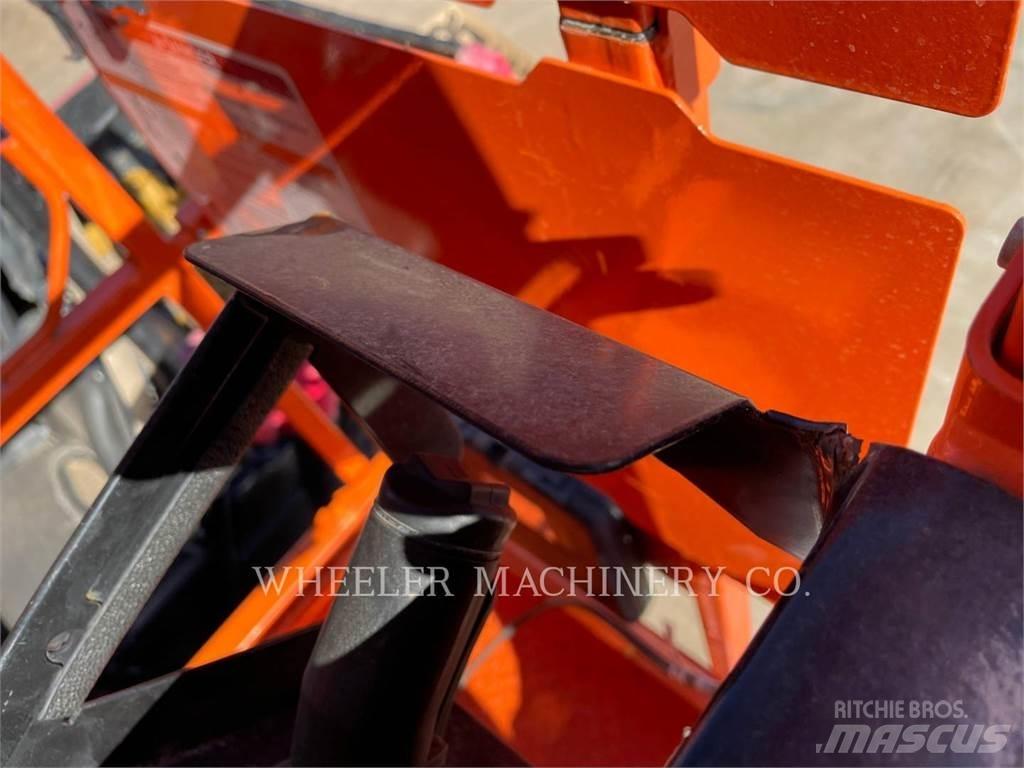 JLG AE1932 Підйомники-ножиці