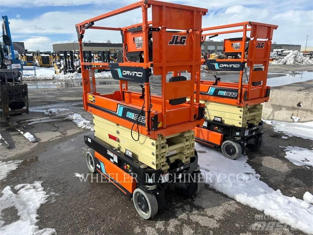 JLG AE1932 Підйомники-ножиці