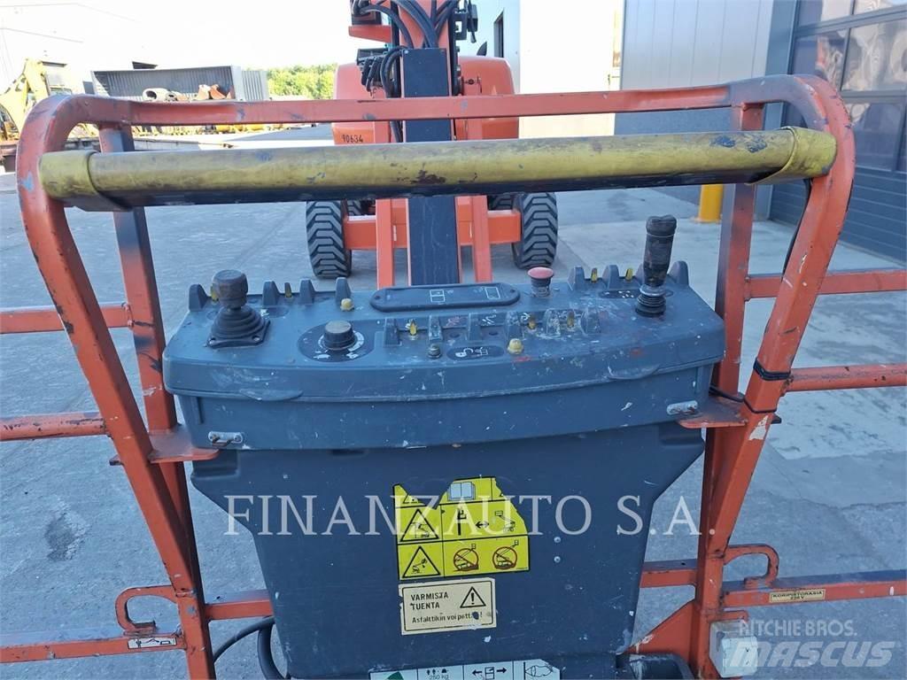 JLG BLANCO Телескопічні навантажувачі