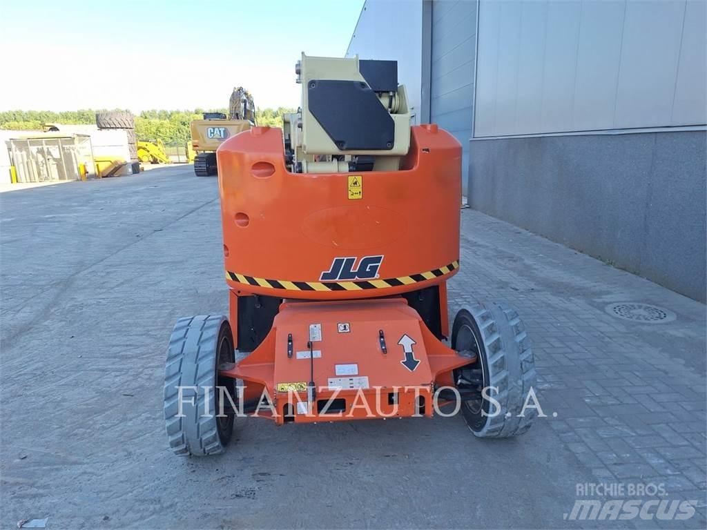 JLG BLANCO Телескопічні навантажувачі