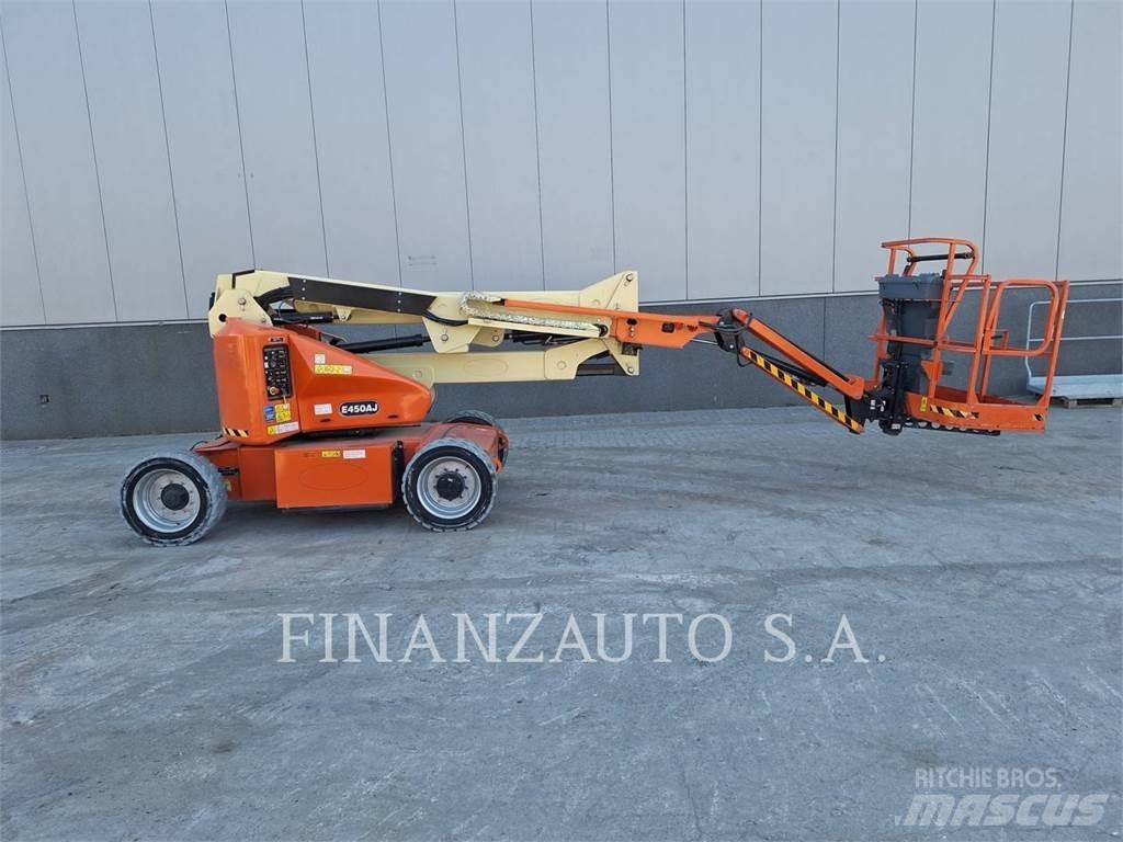 JLG BLANCO Телескопічні навантажувачі