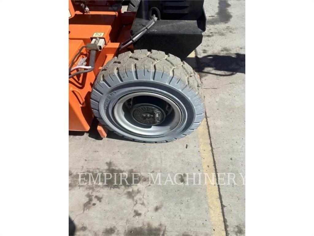 JLG E300AJP Колінчаті підйомники