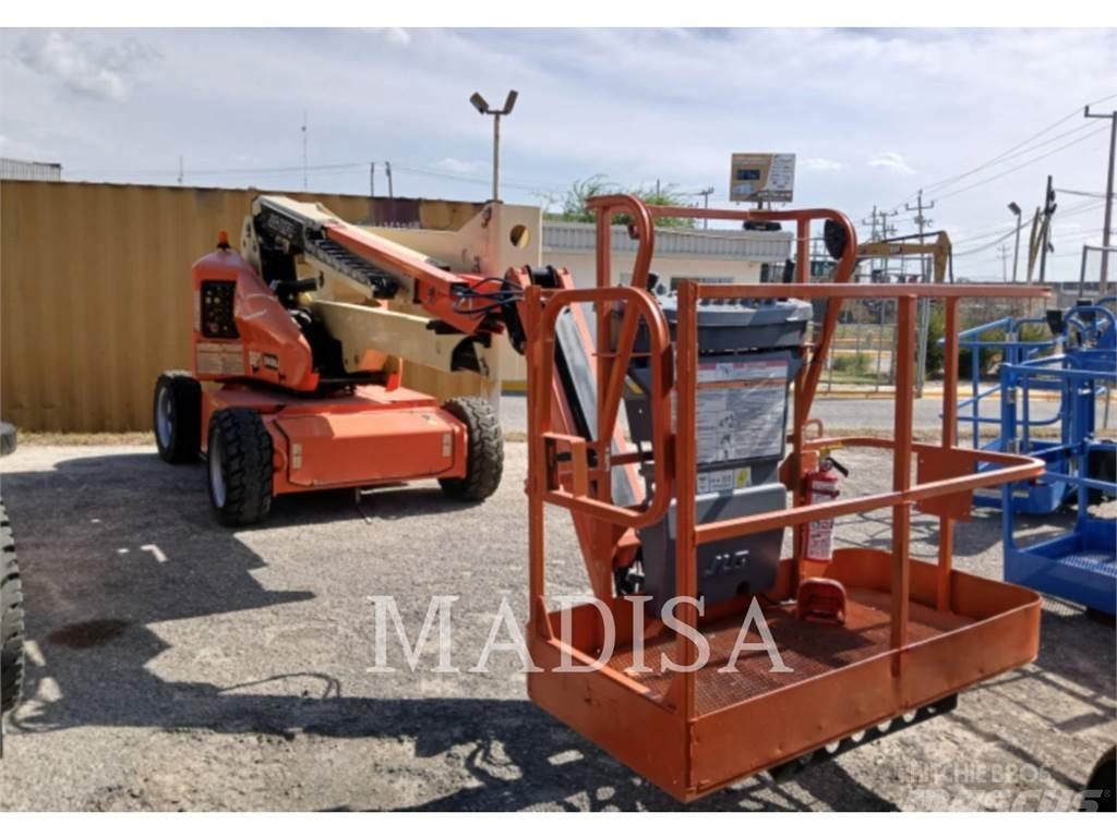 JLG E450AJ Колінчаті підйомники