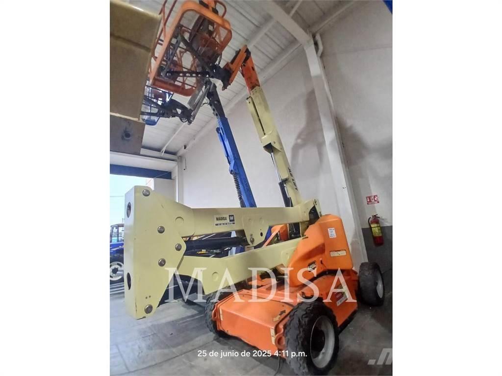 JLG E450AJ Інші підйомники і платформи