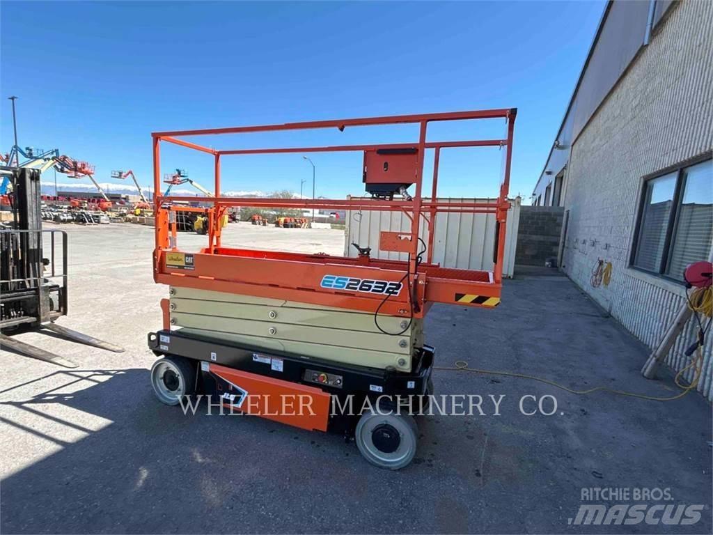 JLG ES2632 Підйомники-ножиці