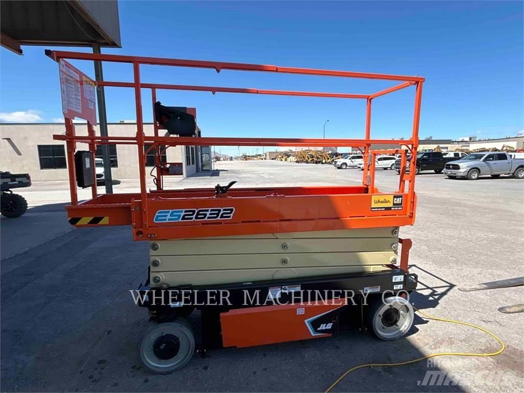 JLG ES2632 Підйомники-ножиці