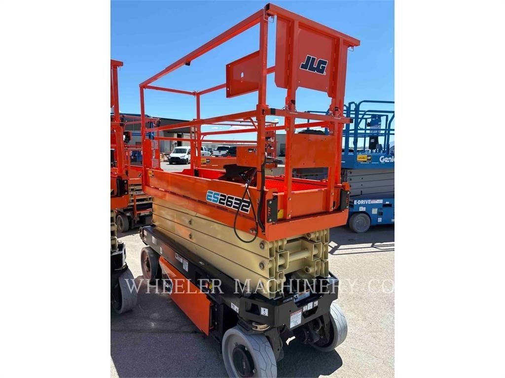 JLG ES2632 Підйомники-ножиці
