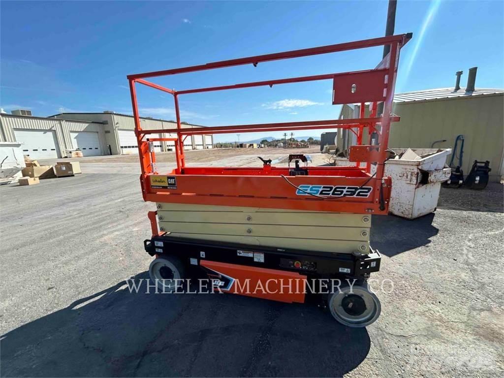 JLG ES2632 Підйомники-ножиці