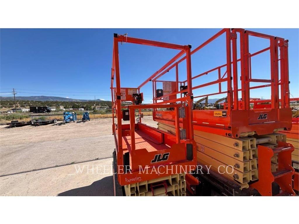 JLG ES2632 Підйомники-ножиці