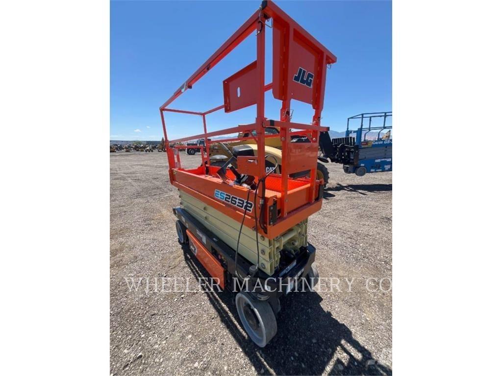 JLG ES2632 Підйомники-ножиці