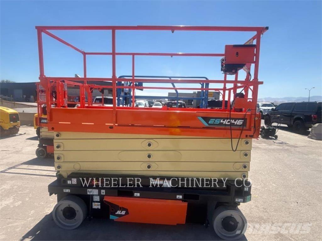 JLG ES4046 Підйомники-ножиці