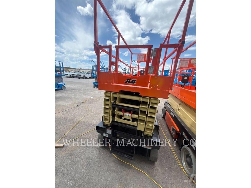 JLG ES4046 Підйомники-ножиці